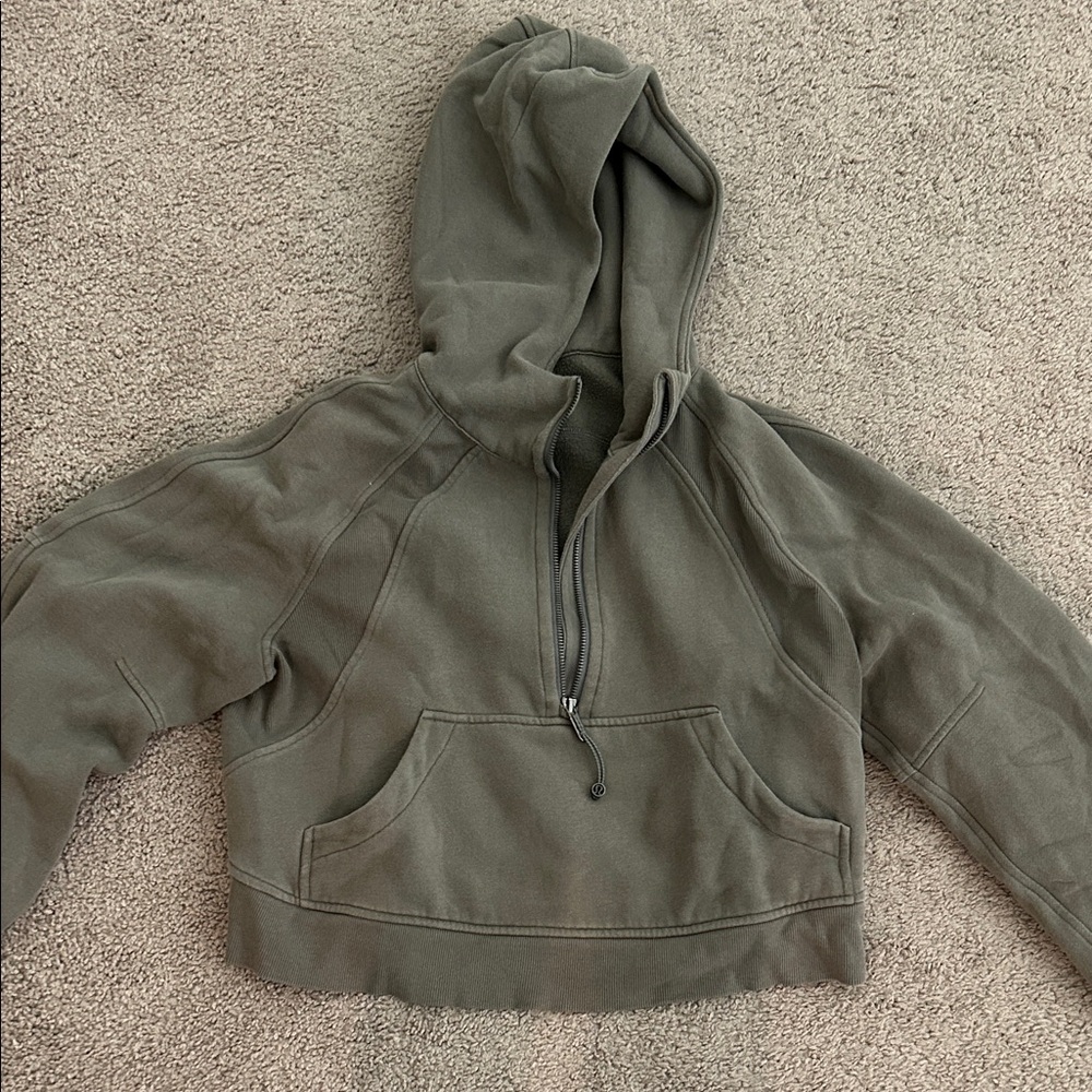 Lululemon Athletica Sage Green Half-Zip Pullover
